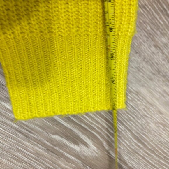 A.C.W. Yellow Oversized Turtleneck Sweater Long Sleeve Cable Knitted Pullover M - Picture 11 of 11